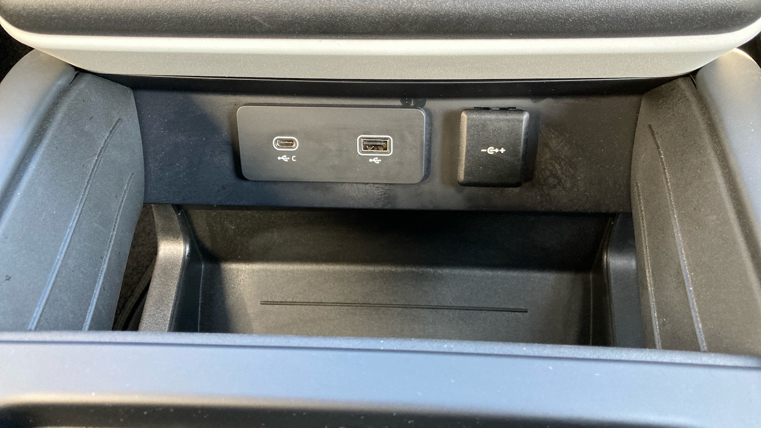 Used Land Rover Defender 2024 for sale - 77759114: Photo 38