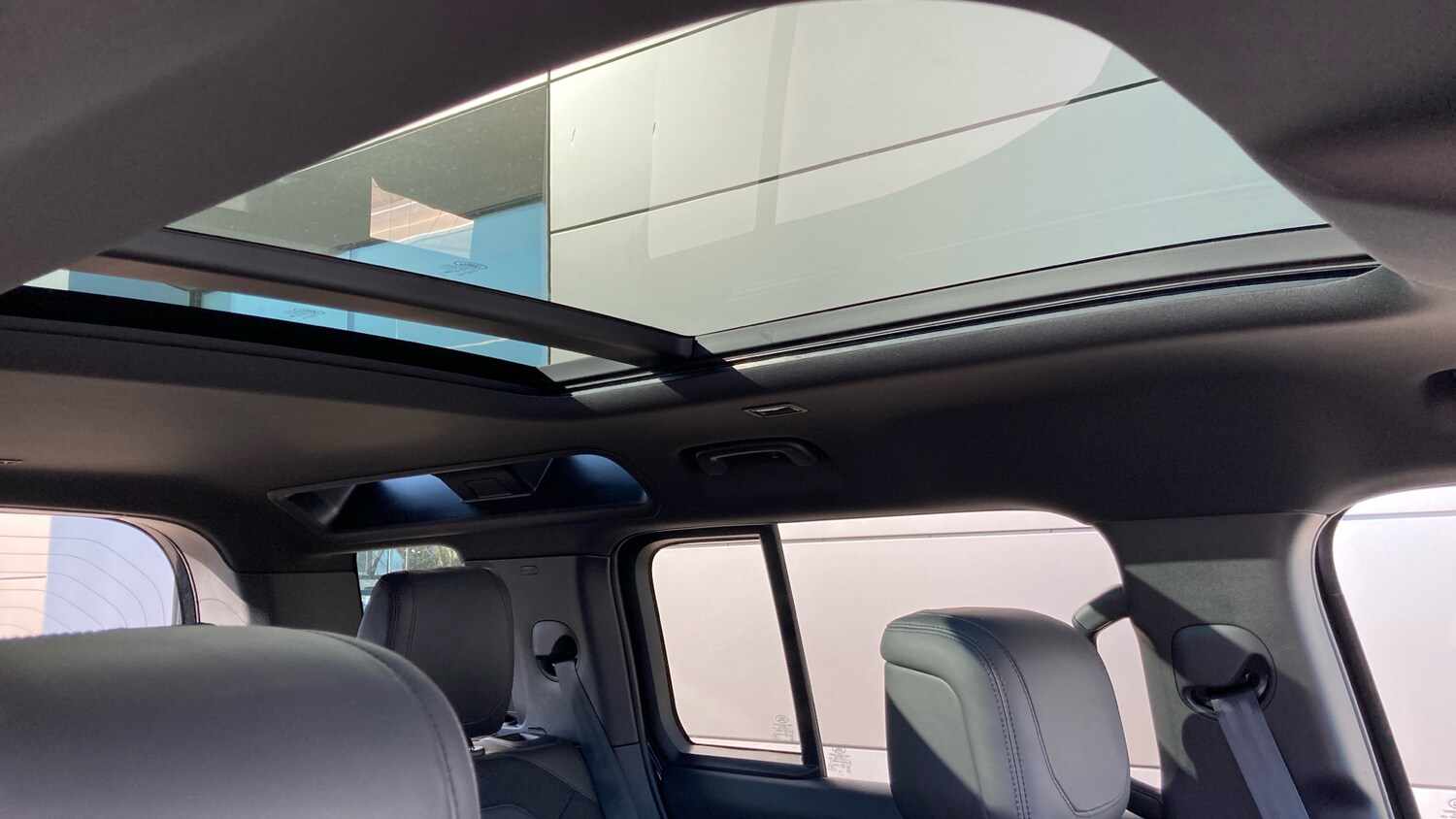 Used Land Rover Defender 2024 for sale - 77759114: Photo 43