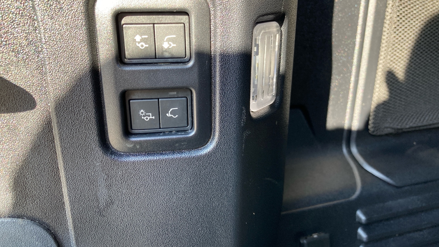 Used Land Rover Defender 2024 for sale - 77759114: Photo 45