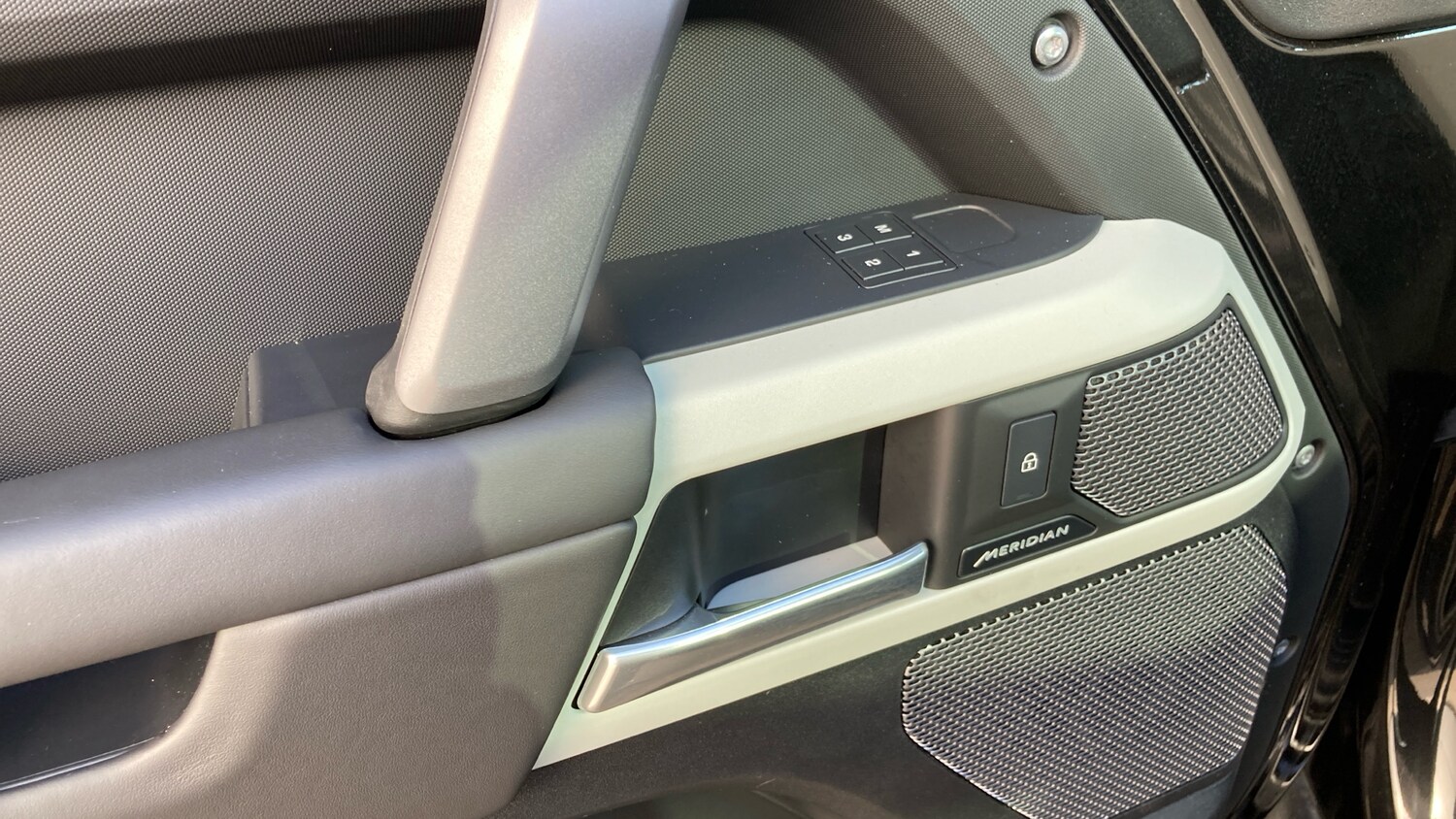 Used Land Rover Defender 2024 for sale - 77759114: Photo 47