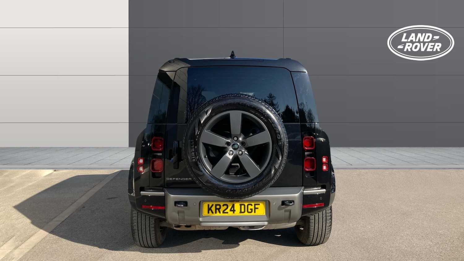 Used Land Rover Defender 2024 for sale - 77759114: Photo 6