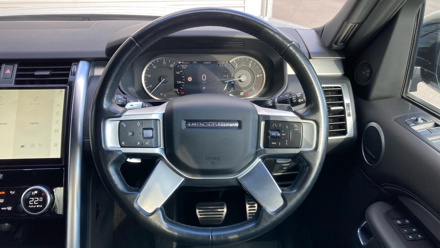 Used Land Rover Discovery 2022 for sale - 76064094: Photo 15