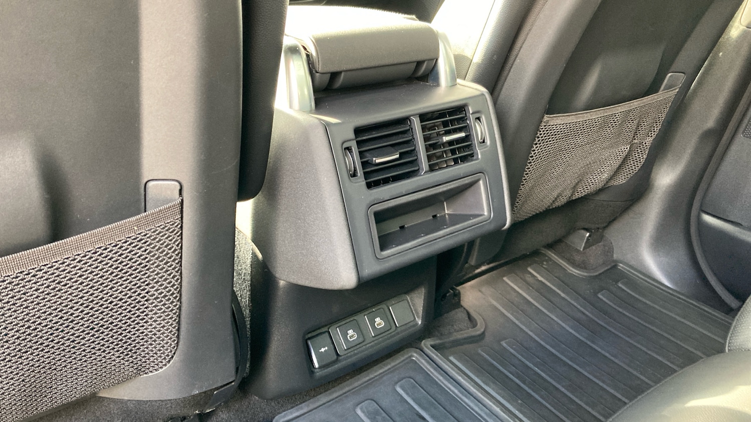 Used Land Rover Discovery 2022 for sale - 76064094: Photo 18