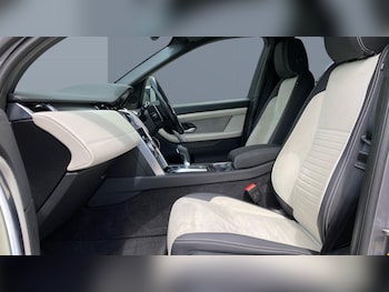 Used Land Rover Discovery Sport 2021 for sale - 78716591: Photo