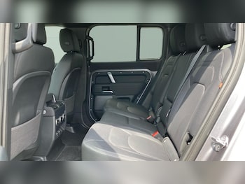Used Land Rover Defender 2022 for sale - 78767777: Photo