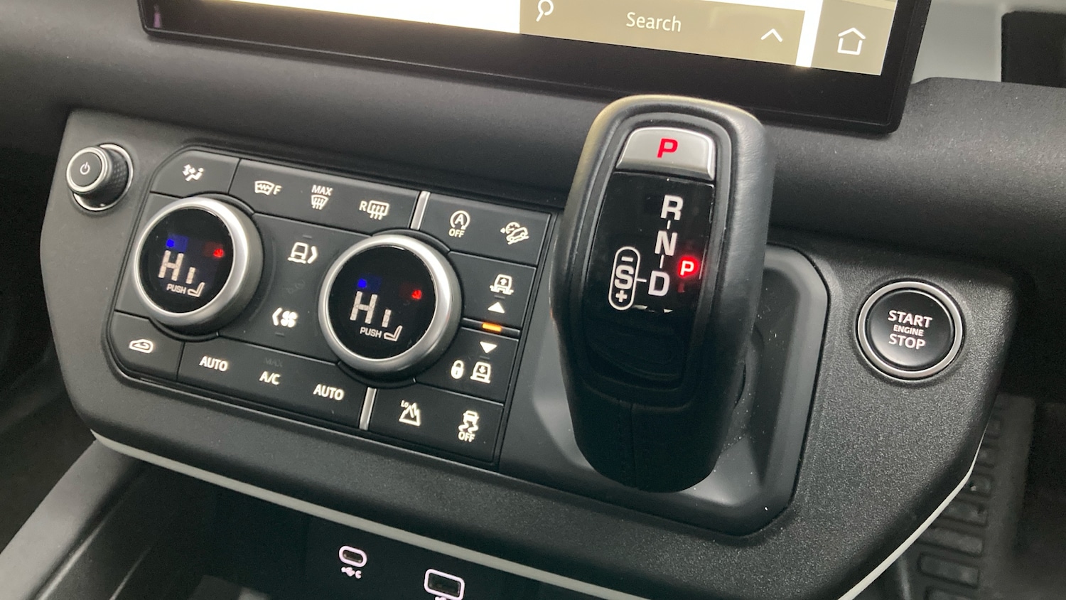 Used Land Rover Defender 2022 for sale - 77617736: Photo 13