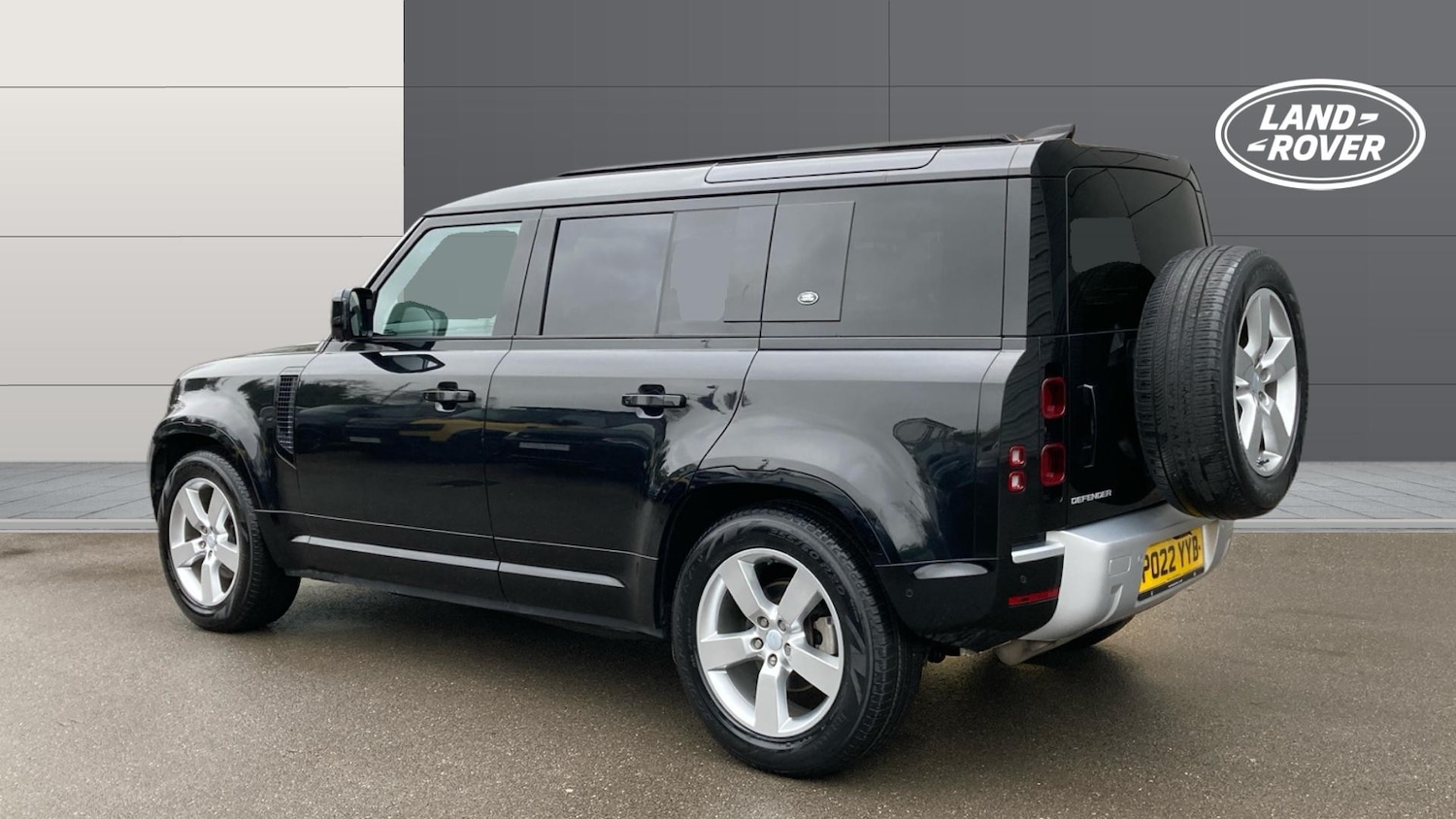 Used Land Rover Defender 2022 for sale - 77617736: Photo 2