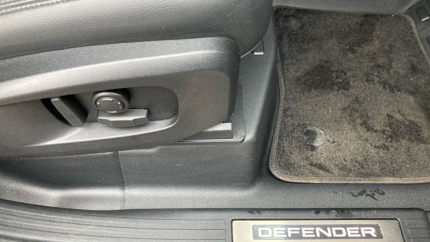 Used Land Rover Defender 2022 for sale - 77617736: Photo 22