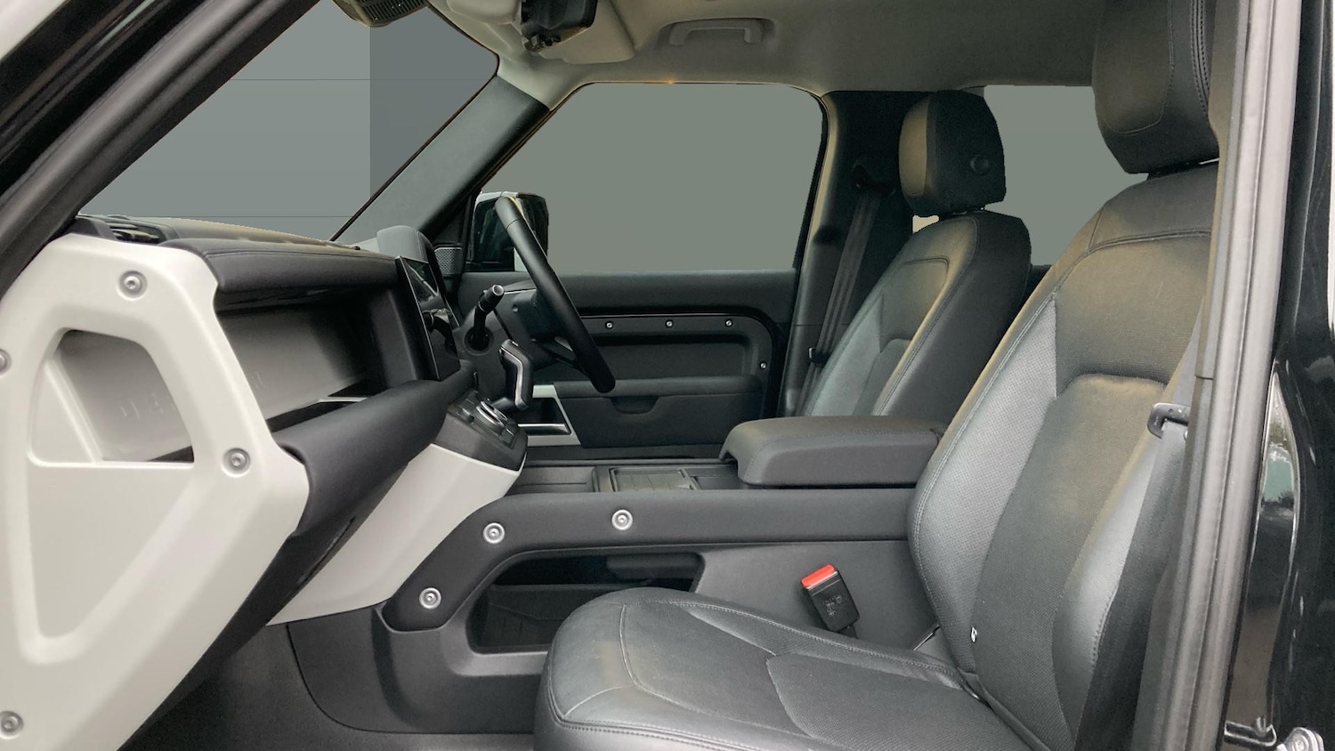 Used Land Rover Defender 2022 for sale - 77617736: Photo 3