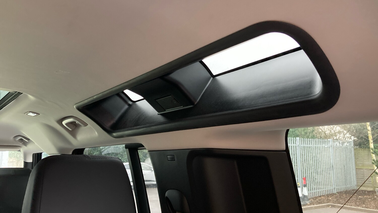 Used Land Rover Defender 2022 for sale - 77617736: Photo 43