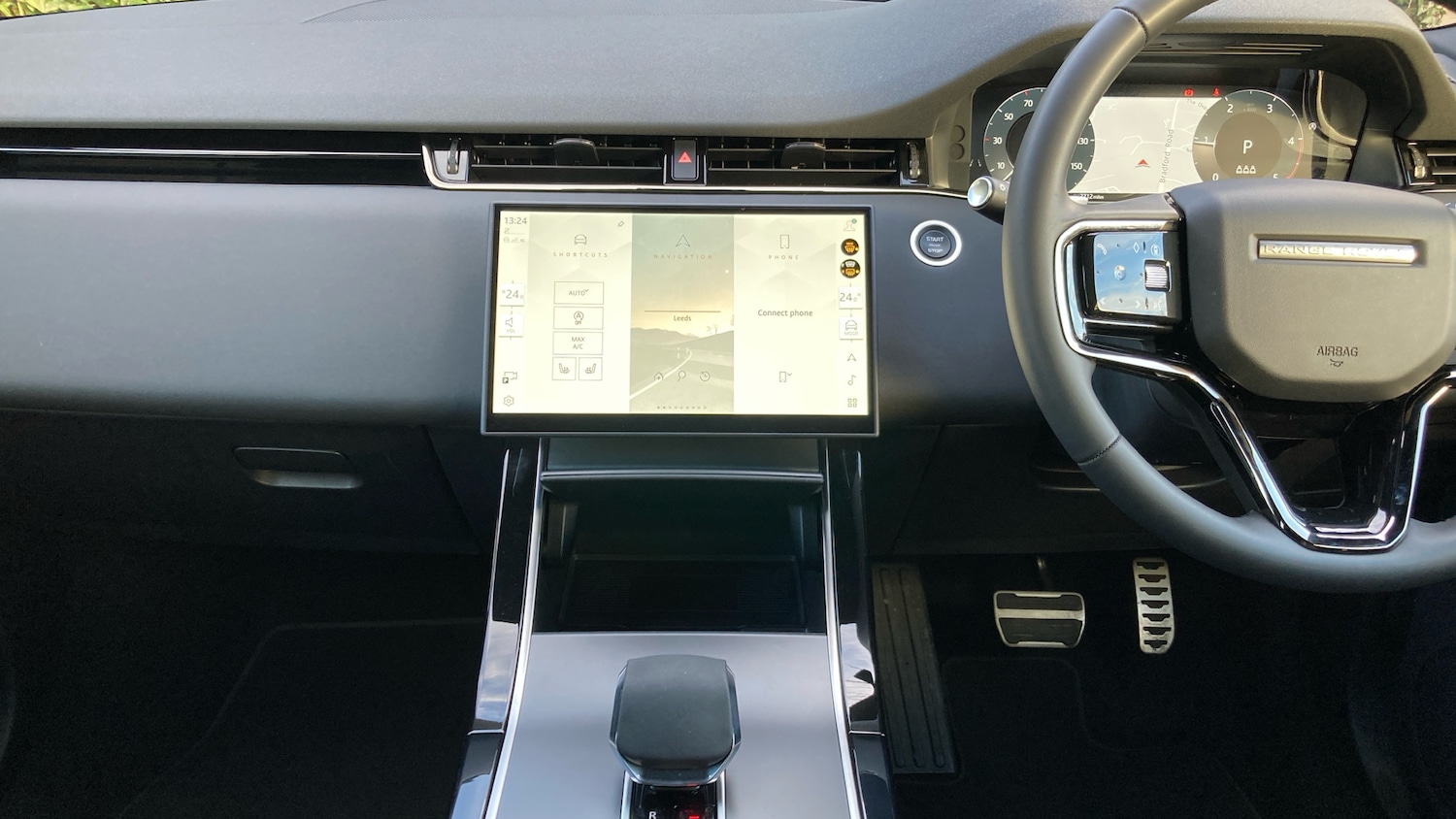 Used Land Rover Range Rover Evoque 2025 for sale - 76719925: Photo 14