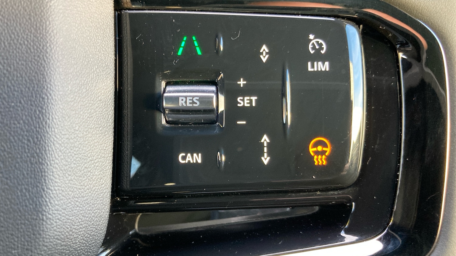 Used Land Rover Range Rover Evoque 2025 for sale - 76719925: Photo 24