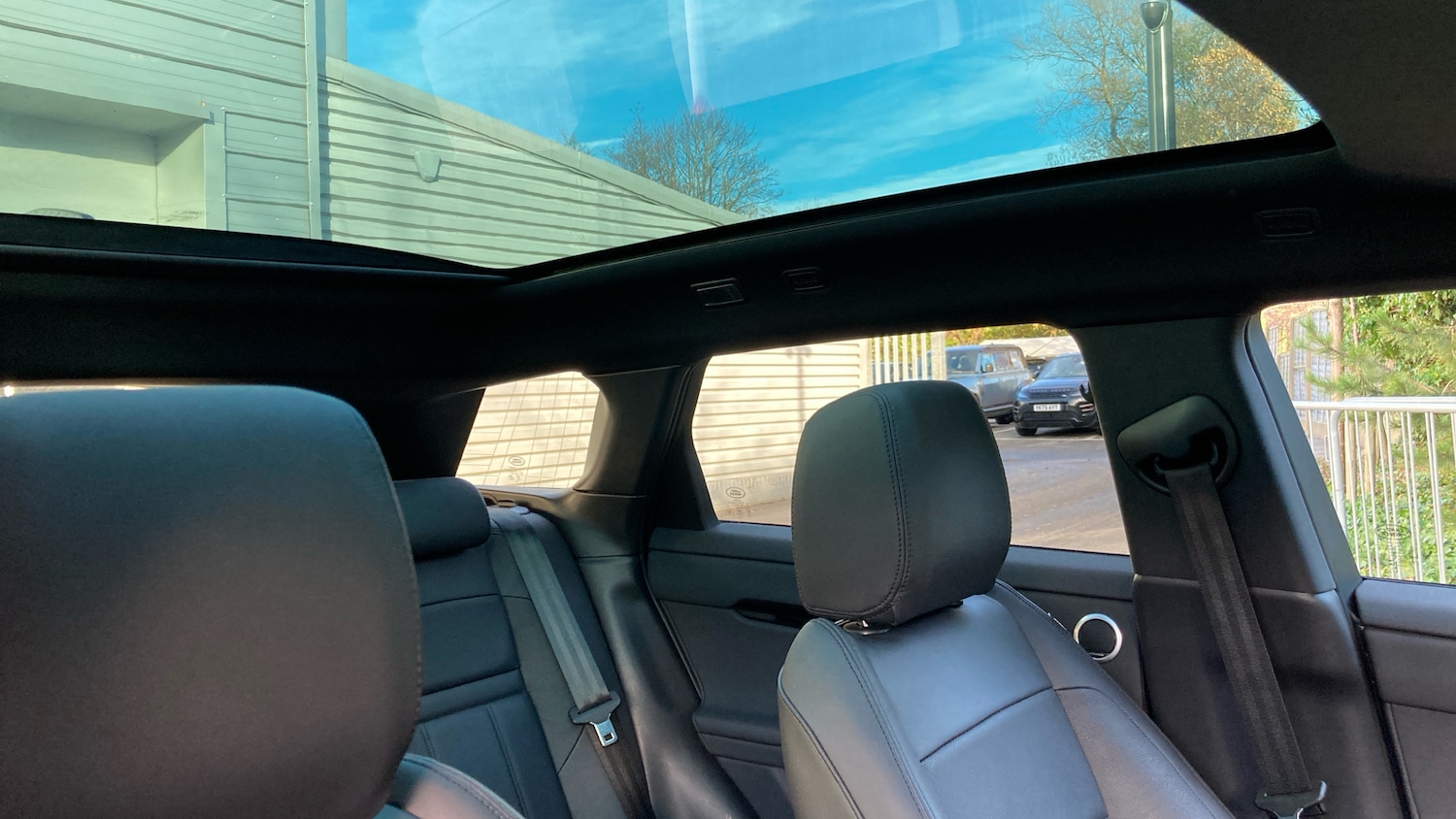 Used Land Rover Range Rover Evoque 2025 for sale - 76719925: Photo 36