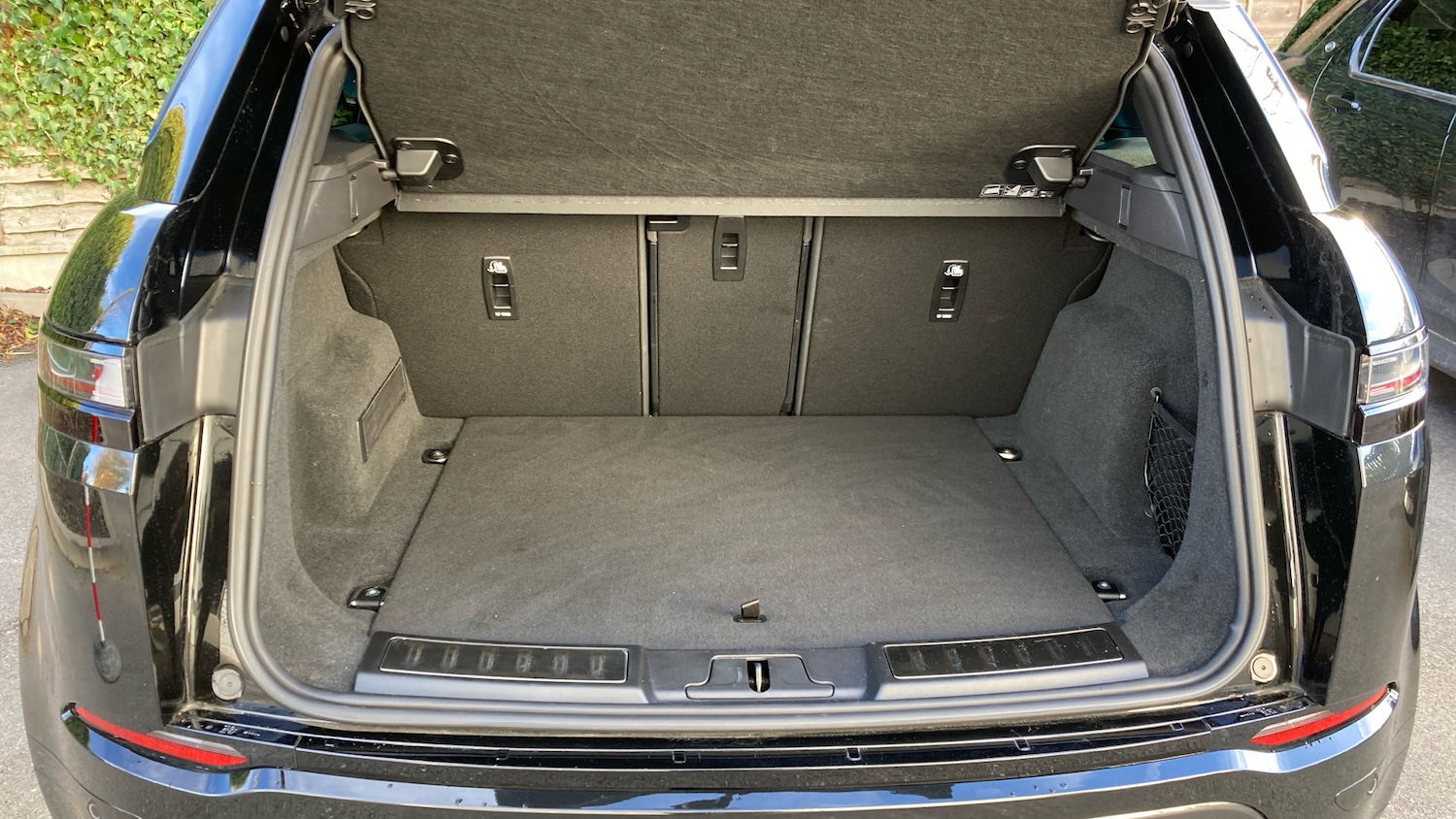 Used Land Rover Range Rover Evoque 2025 for sale - 76719925: Photo 37