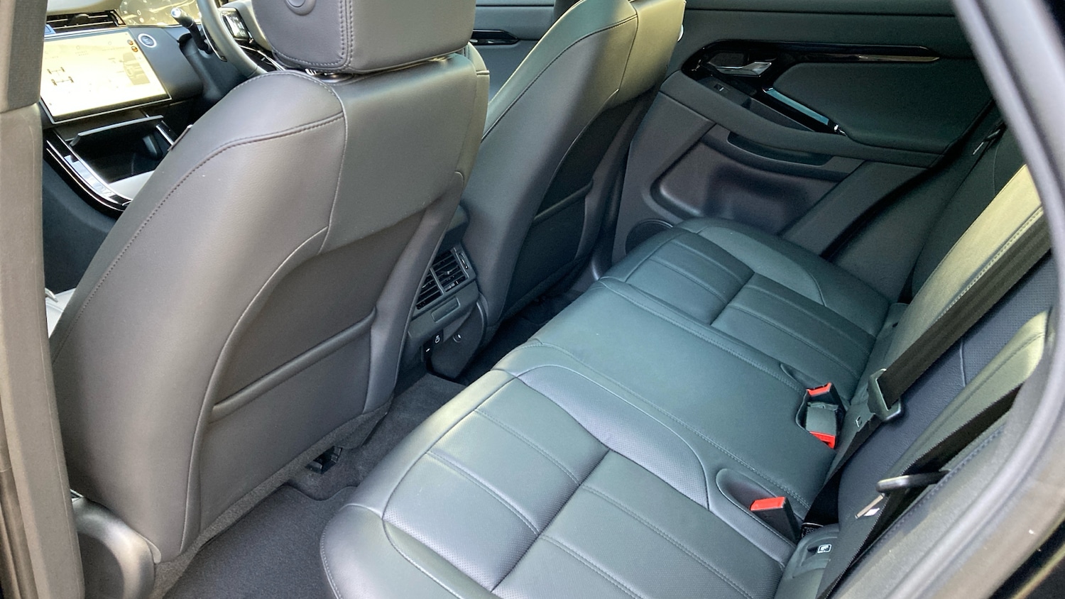 Used Land Rover Range Rover Evoque 2025 for sale - 76719925: Photo 40