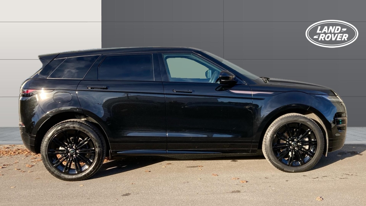 Used Land Rover Range Rover Evoque 2025 for sale - 76719925: Photo 5