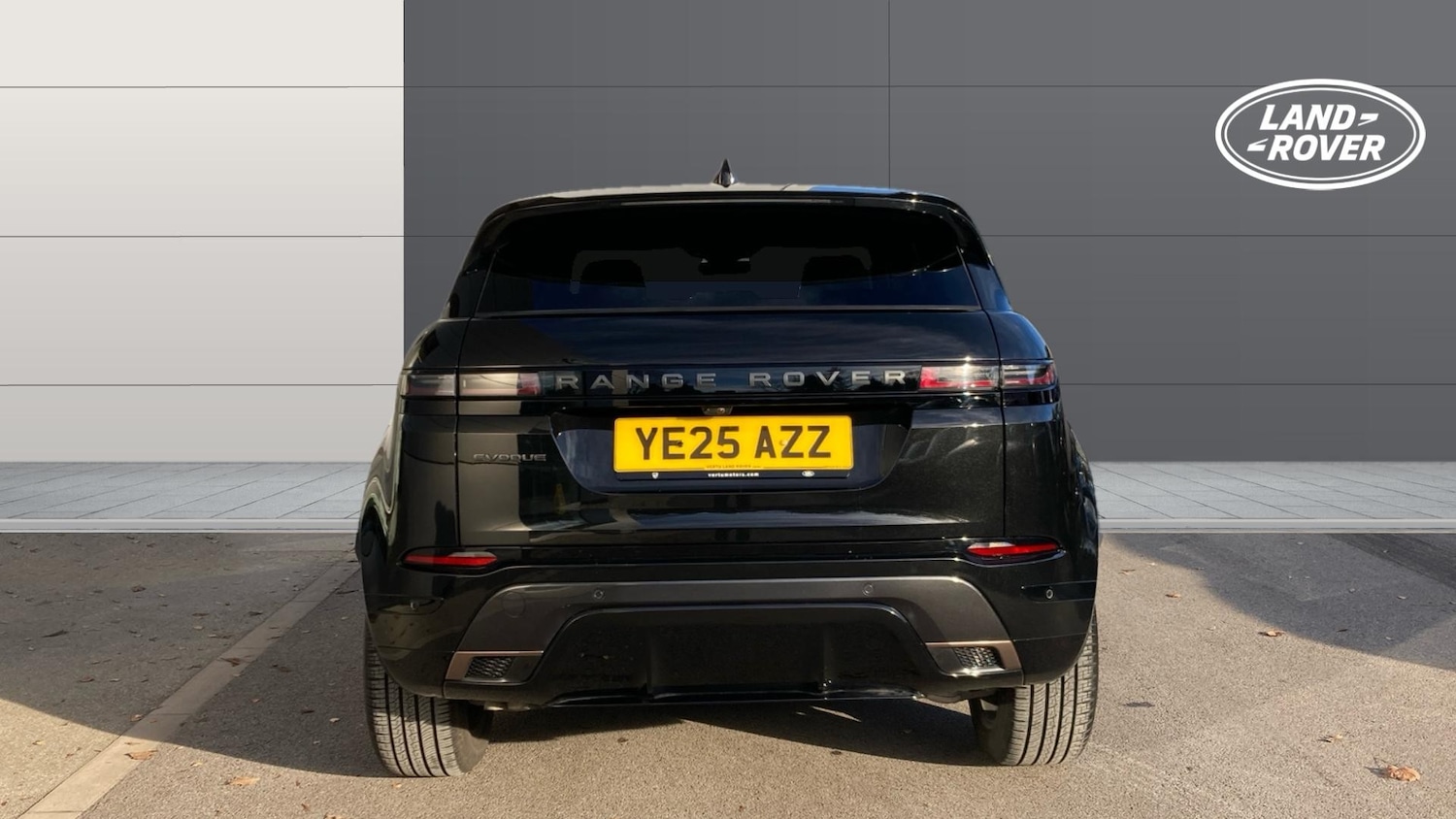 Used Land Rover Range Rover Evoque 2025 for sale - 76719925: Photo 6
