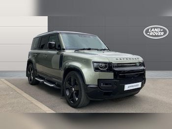 Used Land Rover Defender 2021 for sale - 77902316: Photo
