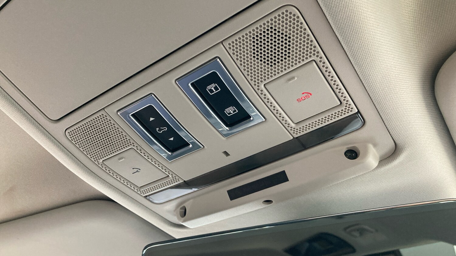 Used Land Rover Defender 2021 for sale - 77902316: Photo 29