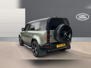 Used Land Rover Defender 2021 for sale - 77902316: Photo