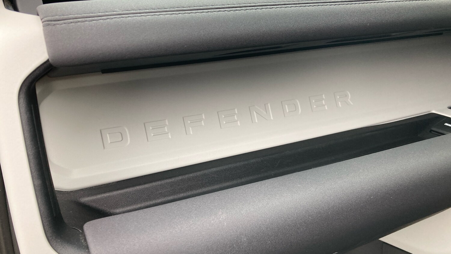 Used Land Rover Defender 2021 for sale - 77902316: Photo 42