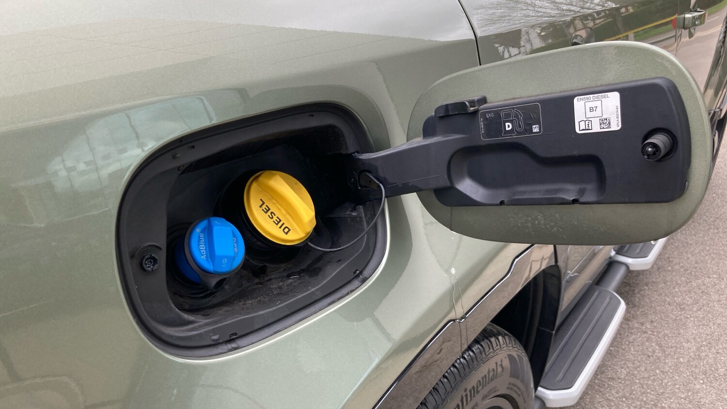 Used Land Rover Defender 2021 for sale - 77902316: Photo 51