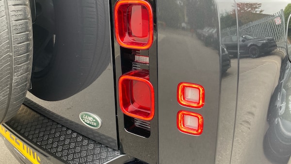 Used Land Rover Defender 2022 for sale - 76255266: Photo 22