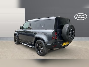 Used Land Rover Defender 2022 for sale - 76255266: Photo 2