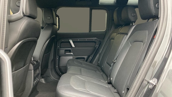 Used Land Rover Defender 2022 for sale - 76255266: Photo 4