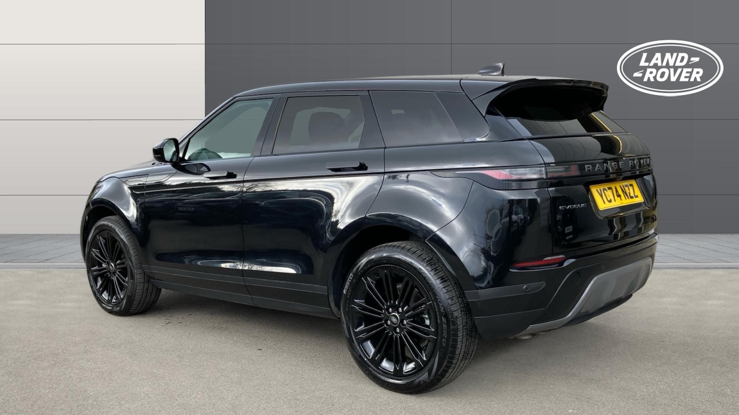 Used Land Rover Range Rover Evoque 2024 for sale - 77893183: Photo 2