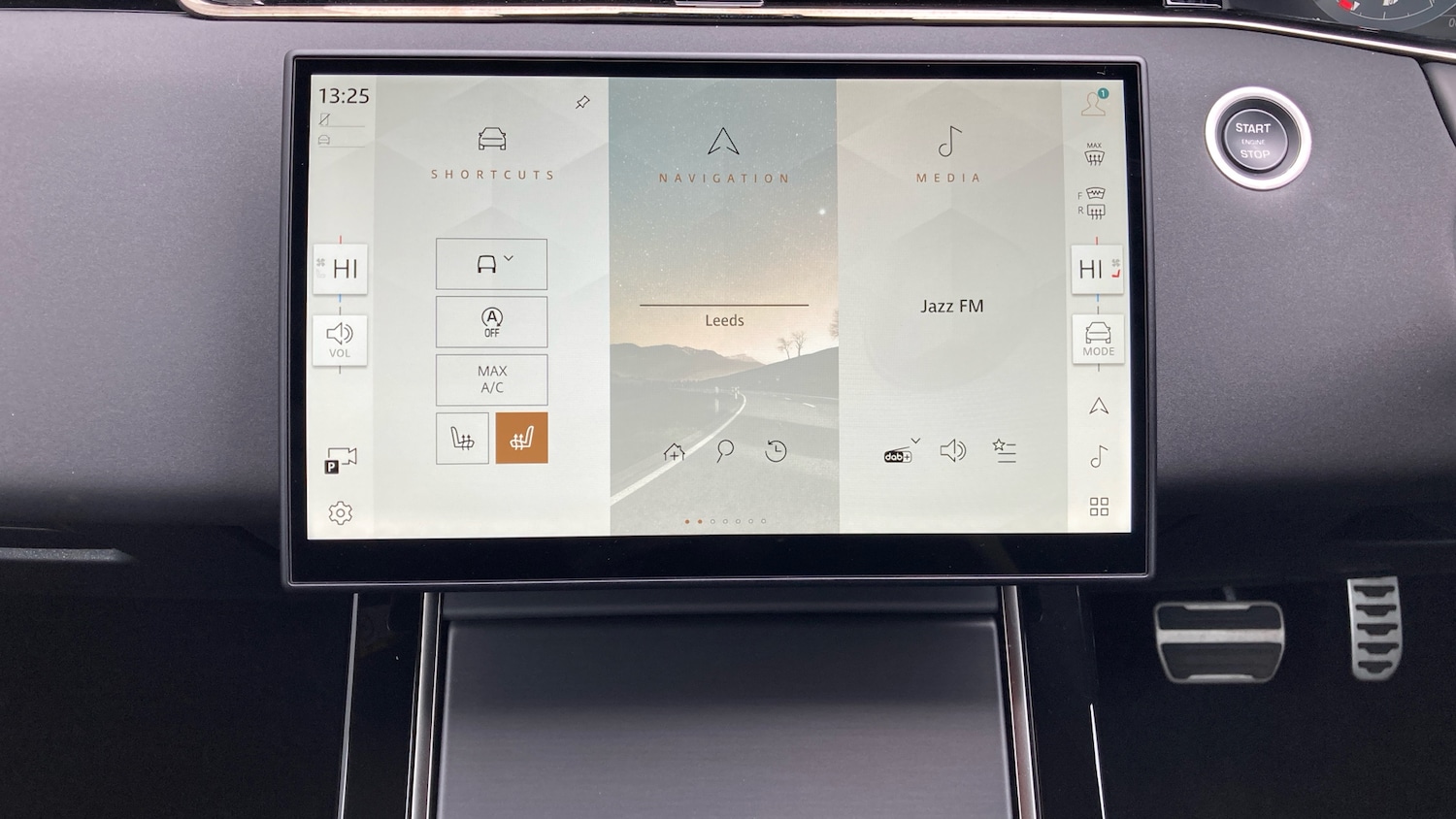 Used Land Rover Range Rover Evoque 2025 for sale - 76777940: Photo 14