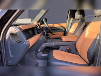 Used Land Rover Defender 2023 for sale - 76835299: Photo
