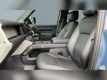 Used Land Rover Defender 2023 for sale - 79455950: Photo