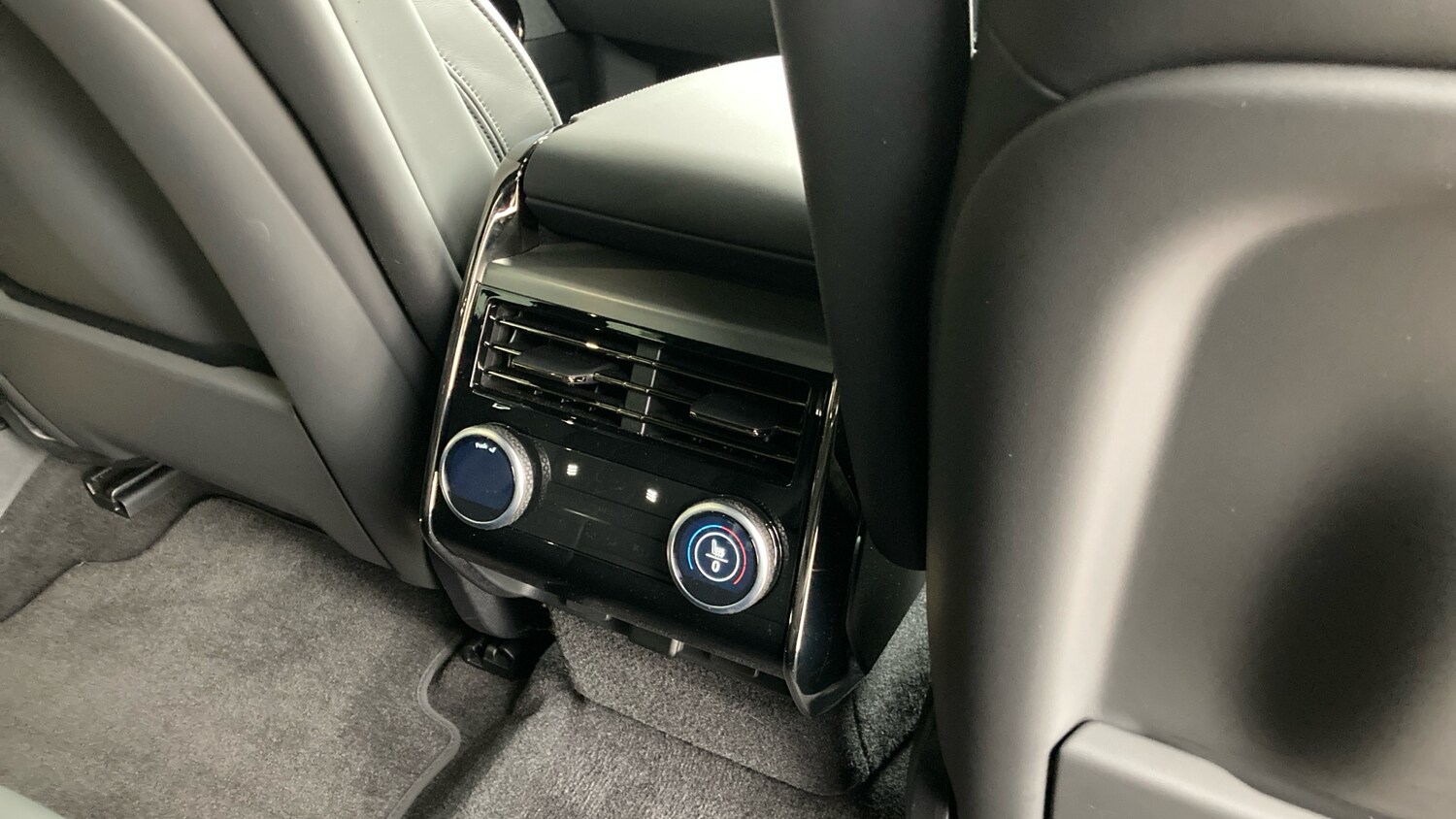 Used Land Rover Range Rover Sport 2024 for sale - 76219036: Photo 18