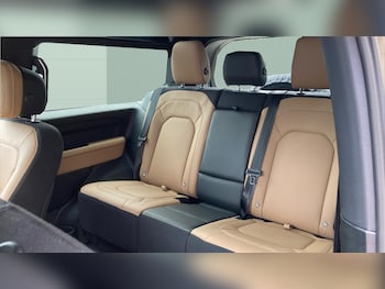 Used Land Rover Defender 2026 for sale - 79088850: Photo