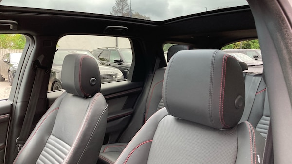 Used Land Rover Discovery Sport 2022 for sale - 76255269: Photo 32