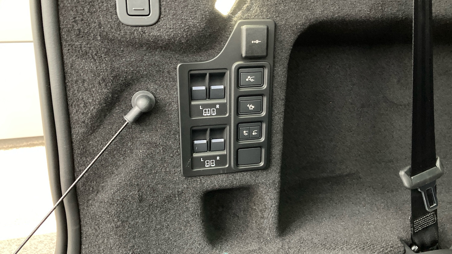 Used Land Rover Discovery 2025 for sale - 77704250: Photo 39