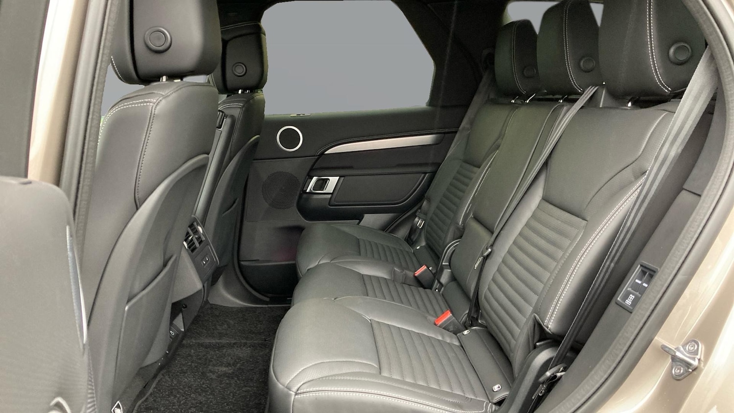 Used Land Rover Discovery 2025 for sale - 77704250: Photo 4