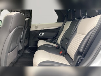 Used Land Rover Discovery 2022 for sale - 79101670: Photo