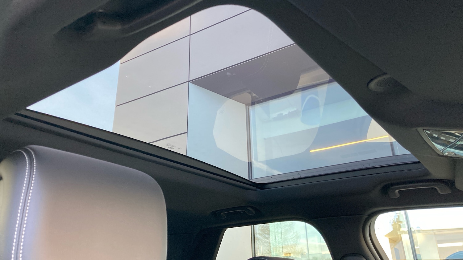 Used Land Rover Discovery 2025 for sale - 77125632: Photo 46