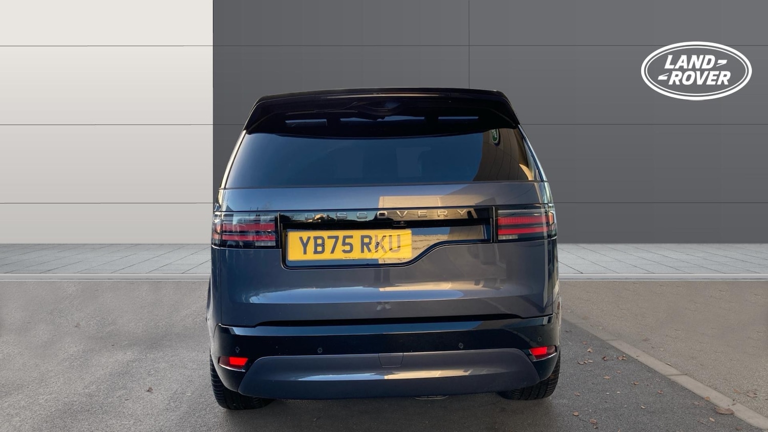 Used Land Rover Discovery 2025 for sale - 77125632: Photo 6