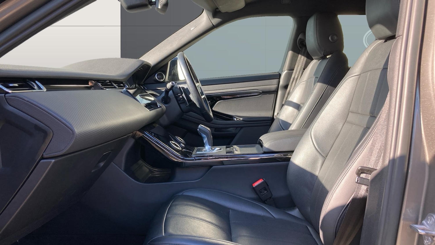 Used Land Rover Range Rover Evoque 2022 for sale - 76064093: Photo 3