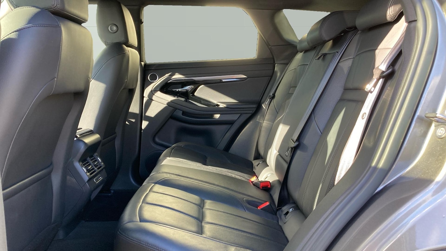 Used Land Rover Range Rover Evoque 2022 for sale - 76064093: Photo 4