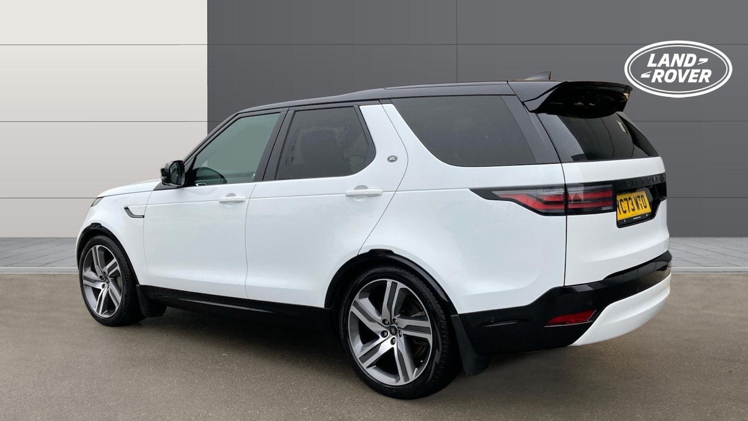 Used Land Rover Discovery 2024 for sale - 77578119: Photo 2