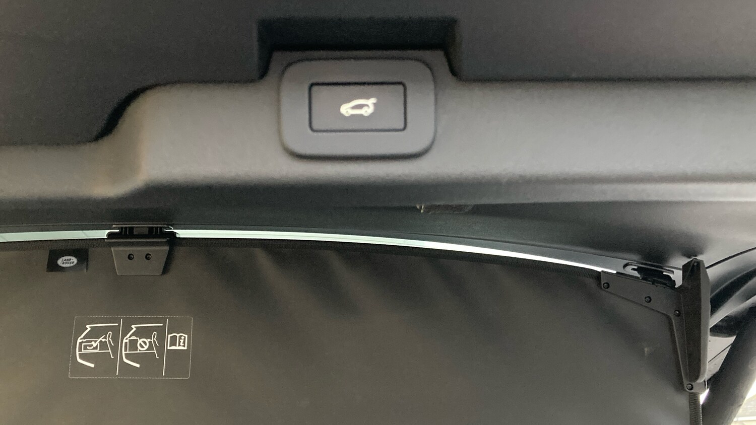 Used Land Rover Discovery 2024 for sale - 77578119: Photo 43