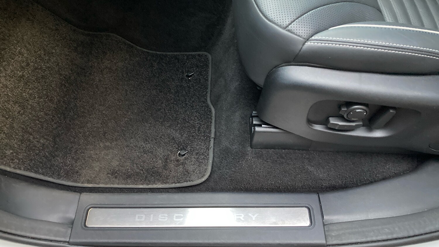 Used Land Rover Discovery 2024 for sale - 77578119: Photo 50