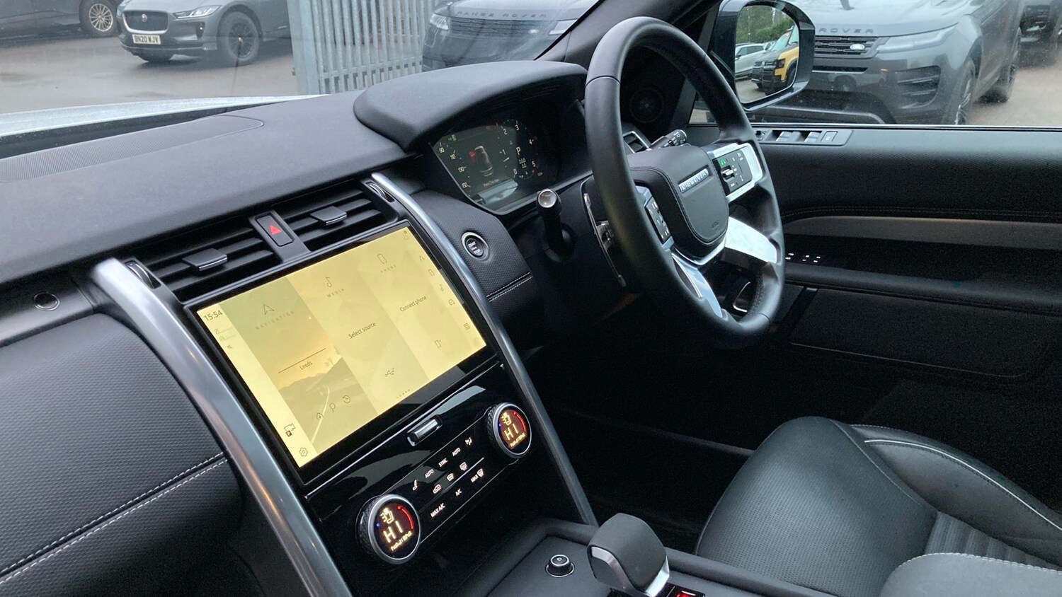 Used Land Rover Discovery 2024 for sale - 77578119: Photo 51