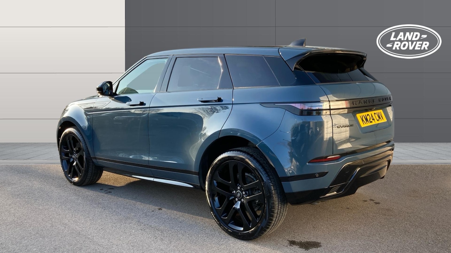 Used Land Rover Range Rover Evoque 2024 for sale - 77759118: Photo 2