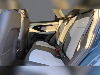 Used Land Rover Range Rover Evoque 2024 for sale - 77759118: Photo