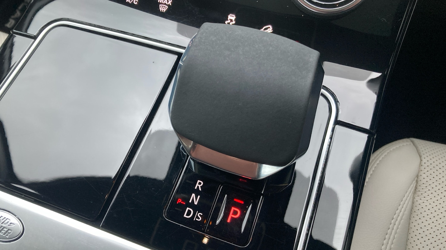 Used Land Rover Range Rover Velar 2022 for sale - 77570561: Photo 13